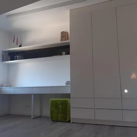 Apartment Cozy Three Bedroom *